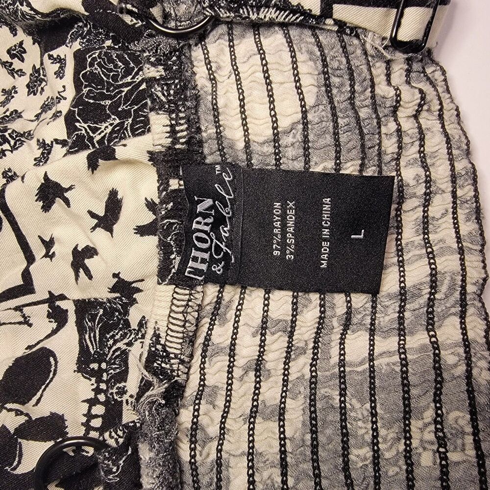 Thorn And Fable Skull Dress Size Lg - Picture 3 of 3